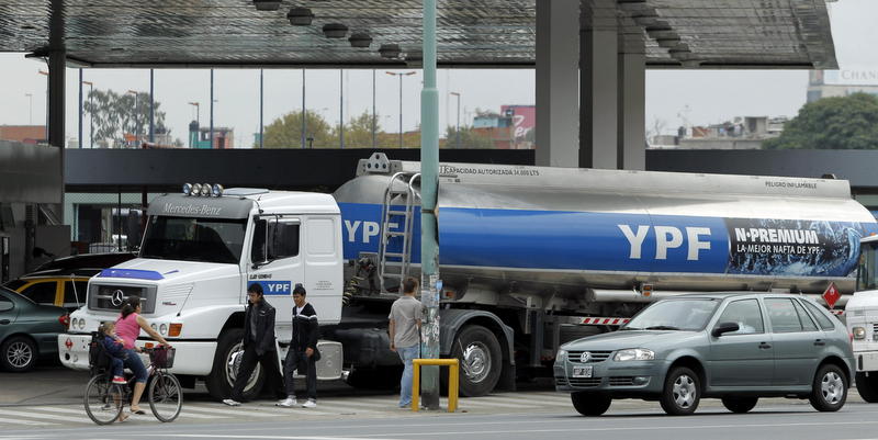 YPF aumentó de nuevo sus naftas