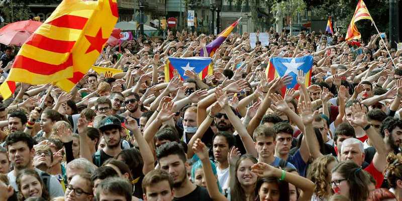 Fracasa el primer intento de mediación y Puigdemont ratifica que Cataluña declarará la independencia