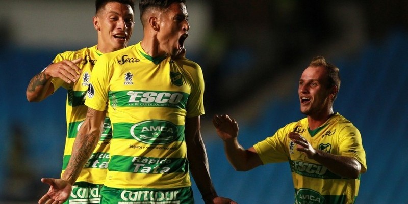 Sudamericana: Defensa y Justicia goleó en Cali, hizo historia y avanza en la Copa