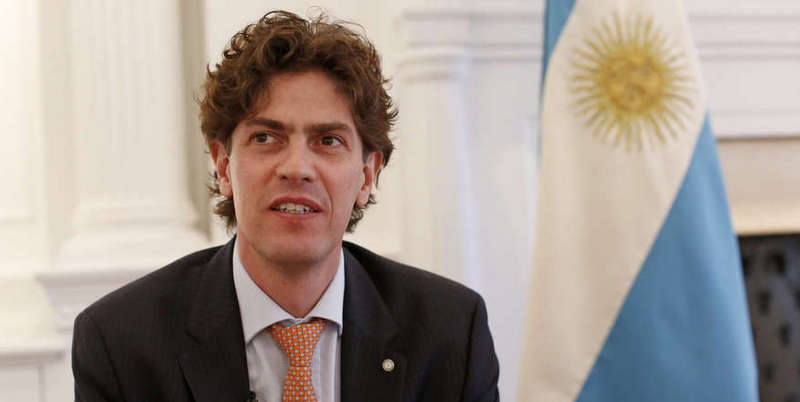 Declaraciones de Lousteau contra Cortina desataron una nueva crisis en Evolución