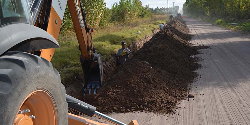Desarrollan obra de agua potable en Bowen