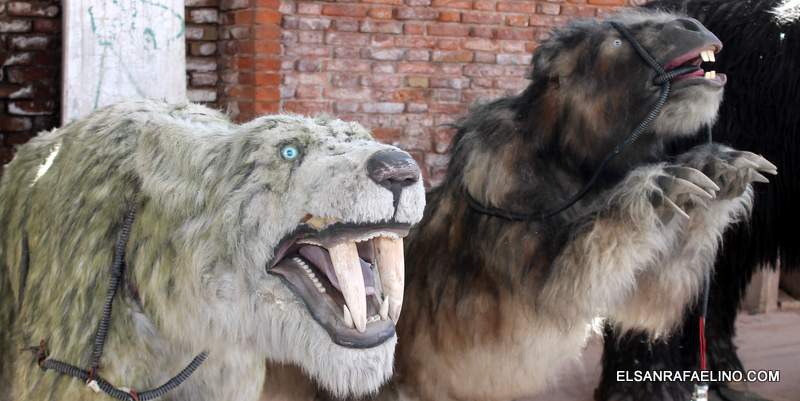 Llega a Pedal el espectáculo “Viviendo con Dinosaurios”. Mirá las imágenes
