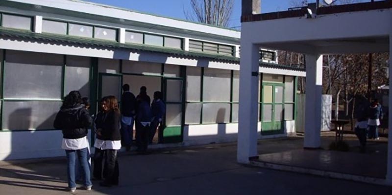 Ingresaron a robar en una escuela de Carmensa