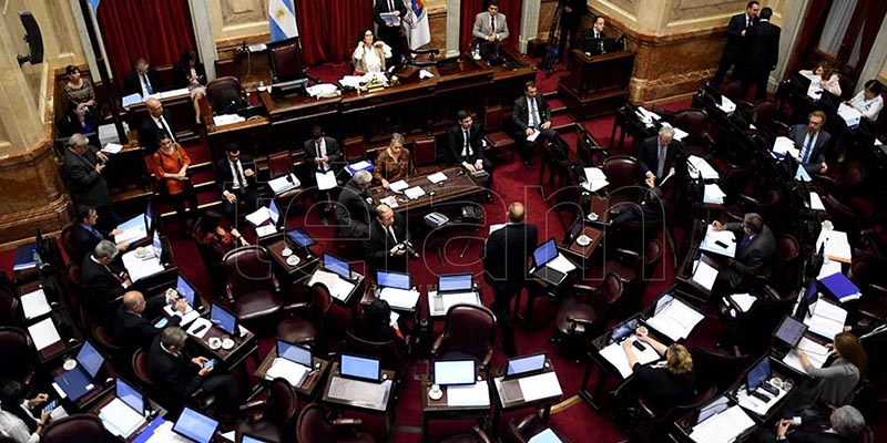El Senado define si convierte en ley el proyecto de la oposición sobre tarifas