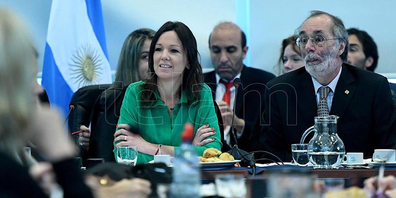 Diputados retoma el debate del proyecto oficial para urbanizar 4.200 barrios