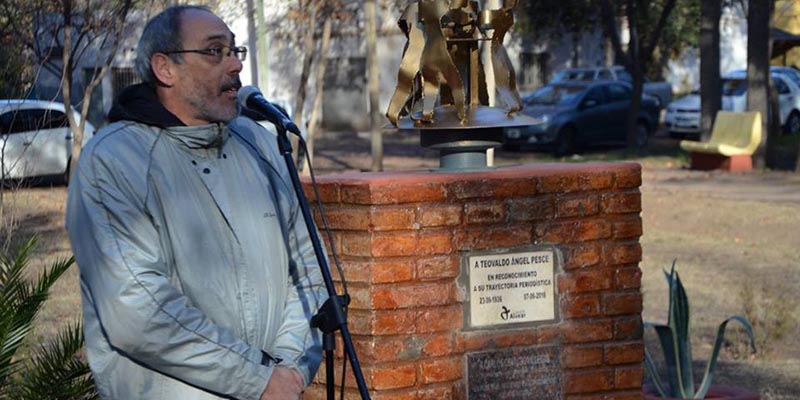Se realizó un emotivo homenaje a los periodistas de Alvear