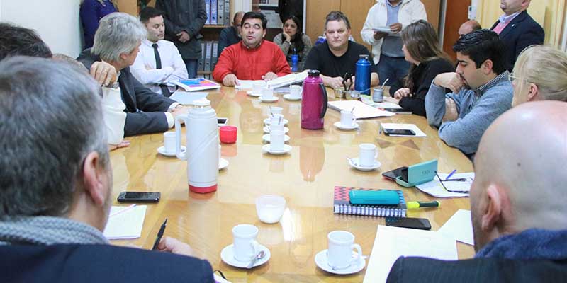 Supresión de cargos: Se realizó una mesa de diálogo entre el Sindicato, el Ejecutivo y Concejales