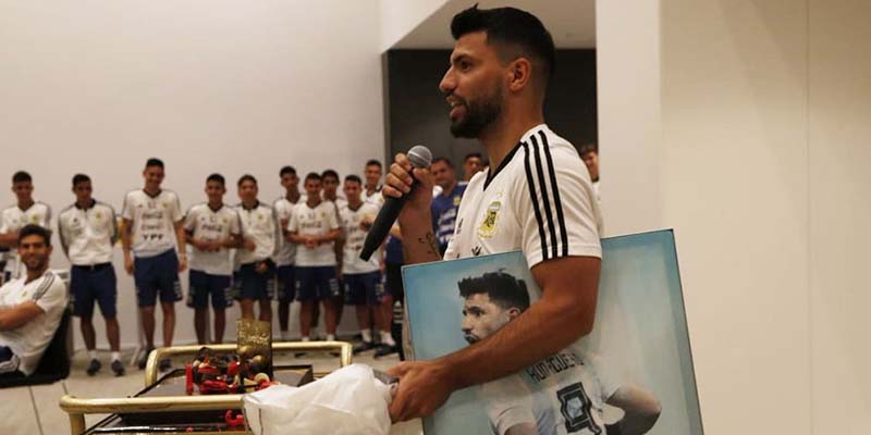 Argentina celebró el cumpleaños de Agüero