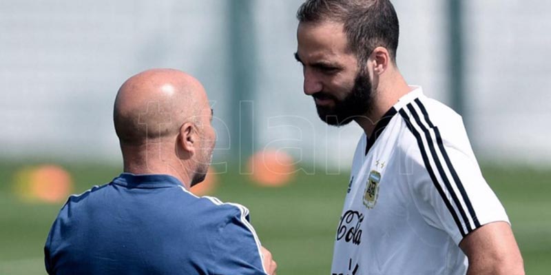 Sampaoli despeja las dudas en el once: Agüero y Salvio titulares