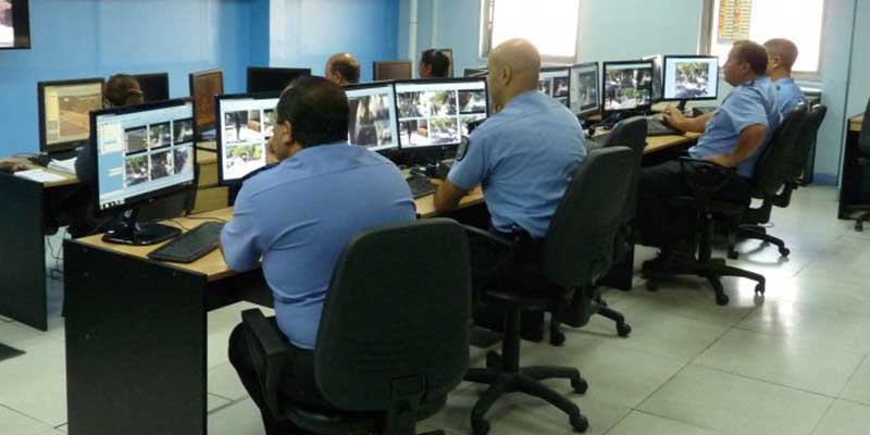 Más de la mitad de las llamadas que se reciben en el 911 son falsas