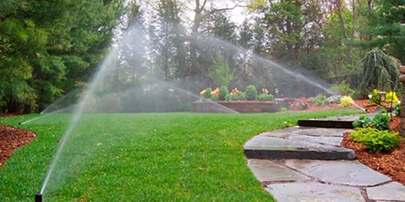 Es posible utilizar agua de riego para regar en los barrios