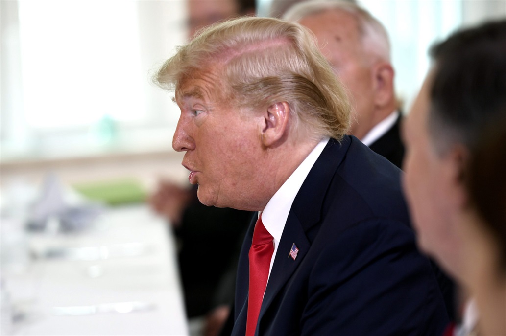 Ya en Finlandia para ver a Putin, Trump dijo que las relaciones con Rusia “nunca fueron tan malas”