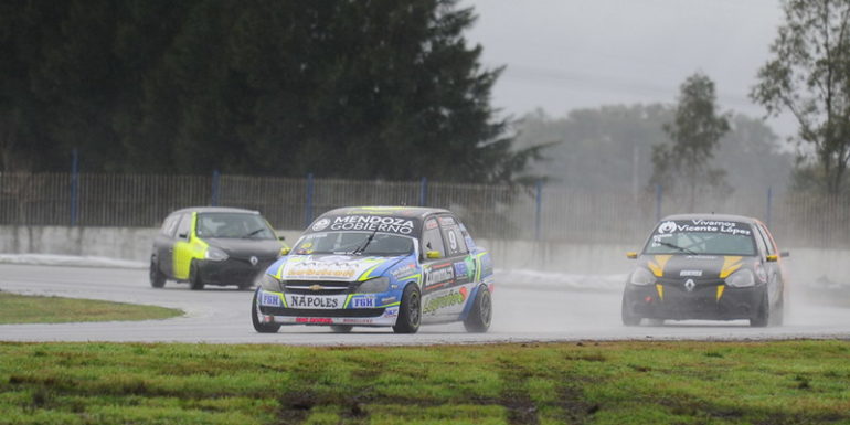 En una carrera accidentada desde el inicio, Gonzalo Antolín terminó 10º