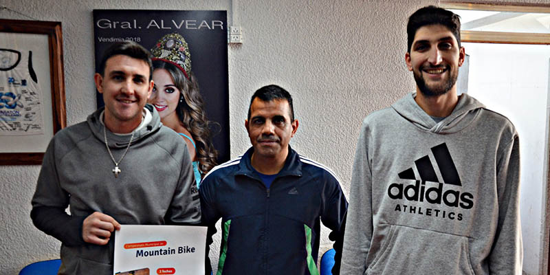 Juegos recreativos de invierno y campeonato de MTB