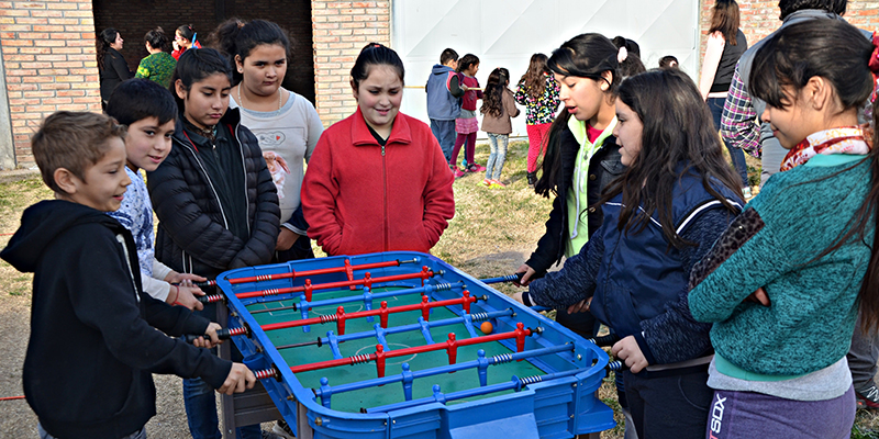 El Programa Juguemos en Invierno pasó por La Marzolina