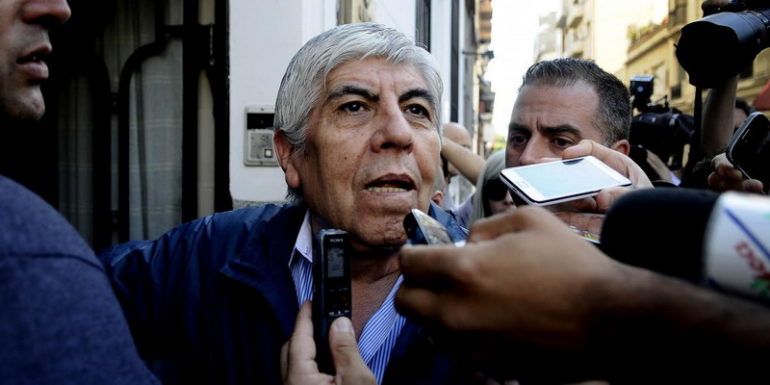 Hugo Moyano, furioso: “Les voy a llevar a los enfermos a la puerta del ministerio”