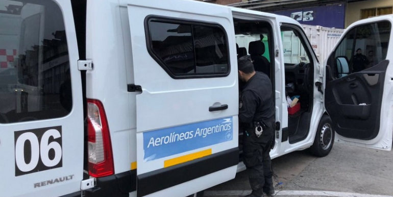 Los secretos de la banda de “abrevalijas” desbaratada en Ezeiza