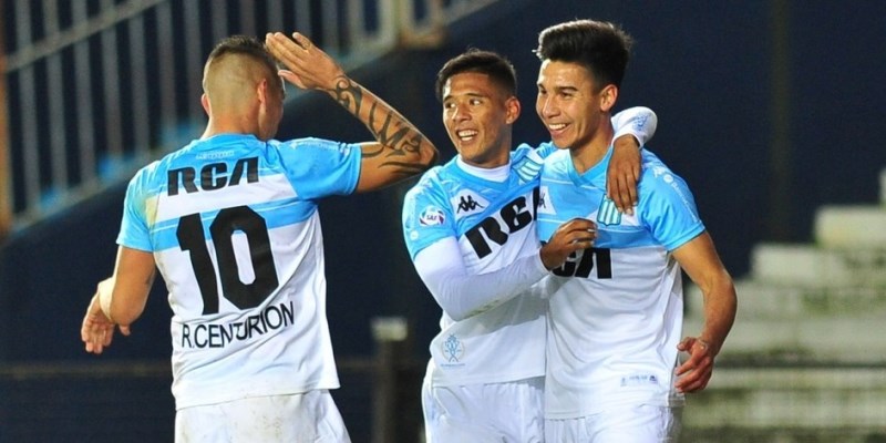 Racing sumó su primer triunfo ante Vélez