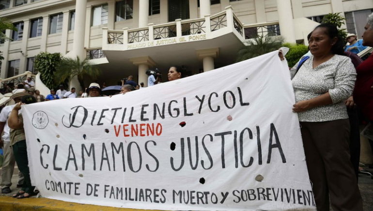 “Jarabe de la muerte”: reclaman en la Justicia US$ 200 millones por las víctimas