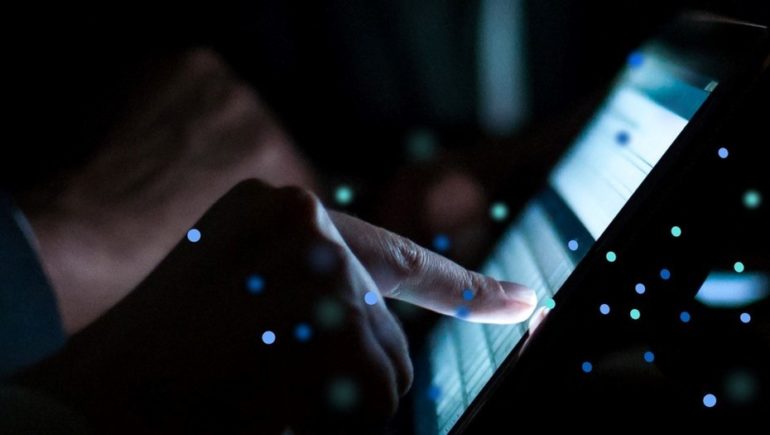La oficina en el celular: cómo afecta la transformación digital a las empresas donde trabajamos