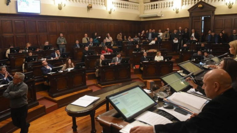 Uber es legal en Mendoza: el Senado aprobó la nueva ley de Movilidad