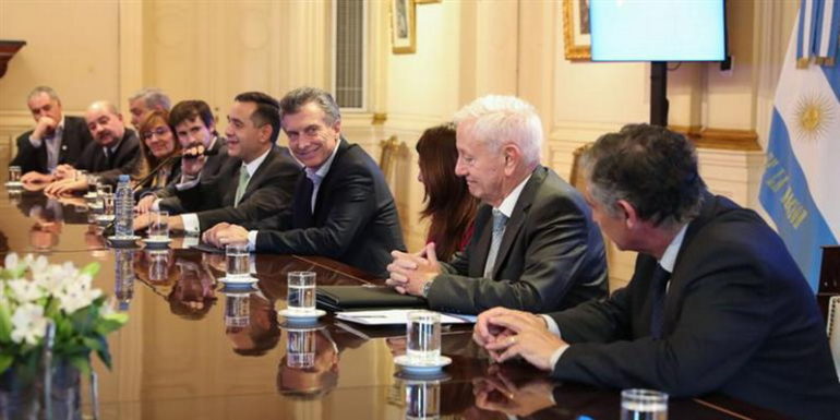 Macri, con docentes de universidades nacionales: “El techo paritario del 15% ya no existe”