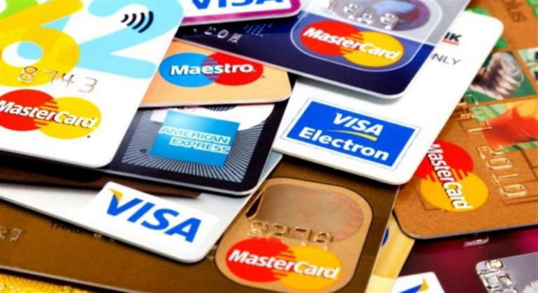 Alerta tarjetas de crédito: usuarios podrían pagar hasta 120% de interés por pagos en cuotas