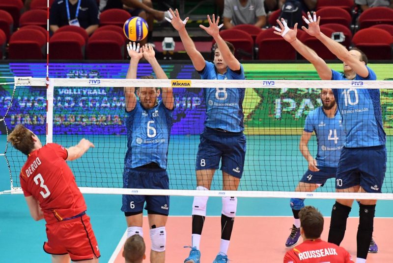 Argentina no pudo ante Bélgica en su debut en el Mundial