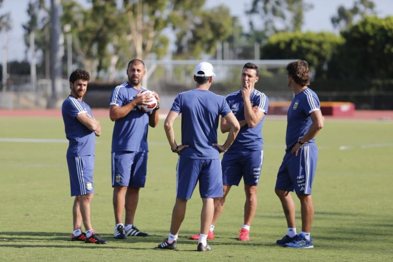 Tras los amistosos, la AFA activa el “plan S” en el banco de suplentes de la Selección