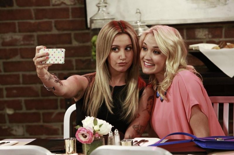 La serie completa “Young & Hungry” ya está disponible en streaming