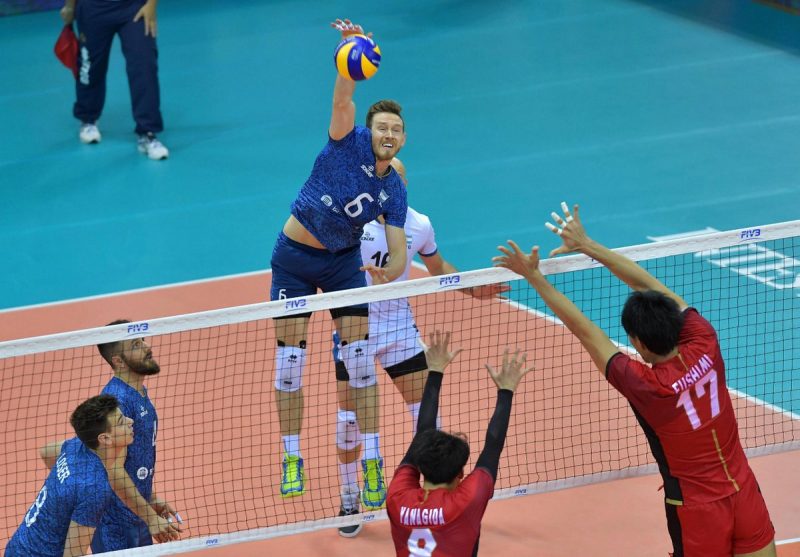Argentina cayó ante Japón pero logró la clasificación a la siguiente ronda