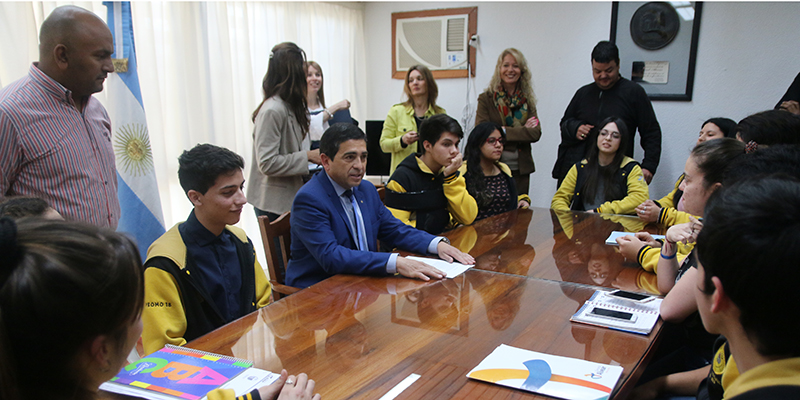 Se puso en práctica el primer Gabinete Estudiantil de la Provincia