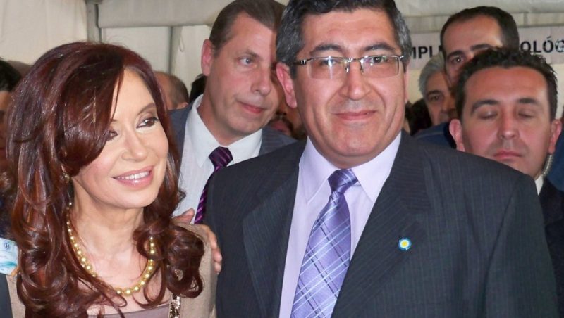 Un legislador se fracturó tras ir a un acto de Cristina y ahora reclama $ 1,3 millón