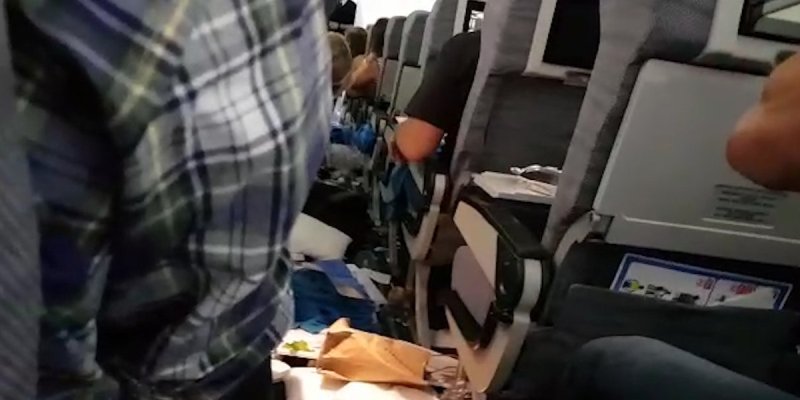 Hubo 15 heridos por una fuerte turbulencia en un vuelo de Aerolíneas Argentinas