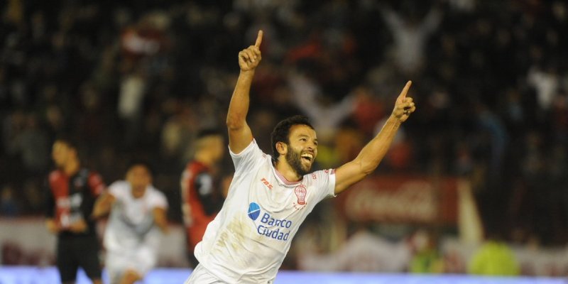 Lucas Gamba le dio el triunfo a Huracán