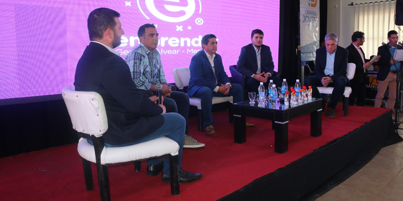 Gran éxito del Emprender
