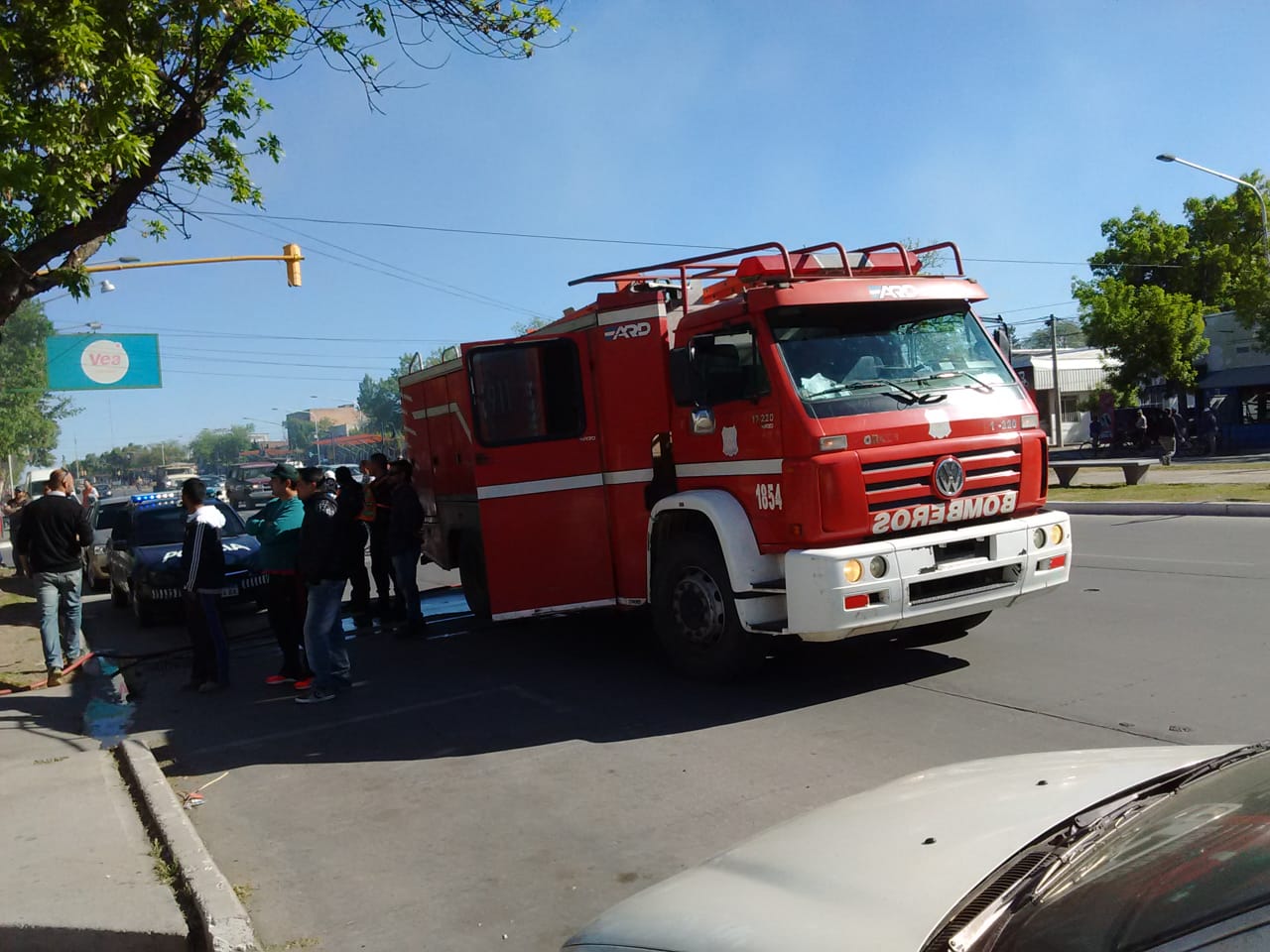 Voraz incendio afectó una vivienda