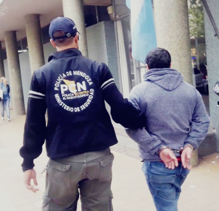 Un hombre detenido por tenencia de estupefacientes