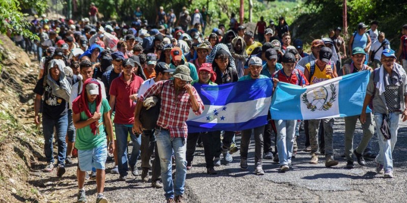En la marcha de hondureños a Estados Unidos ya hay 3 muertos y 30 desaparecidos