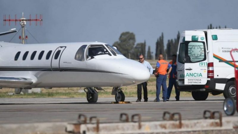 El andinista accidentado en Chubut llegó a Mendoza en un avión sanitario