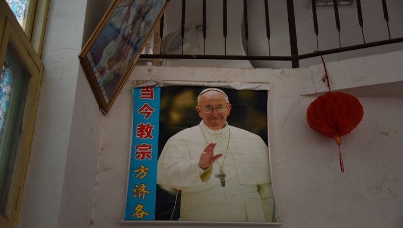 Histórica invitación de dos obispos chinos al Papa para una visita a Beijing