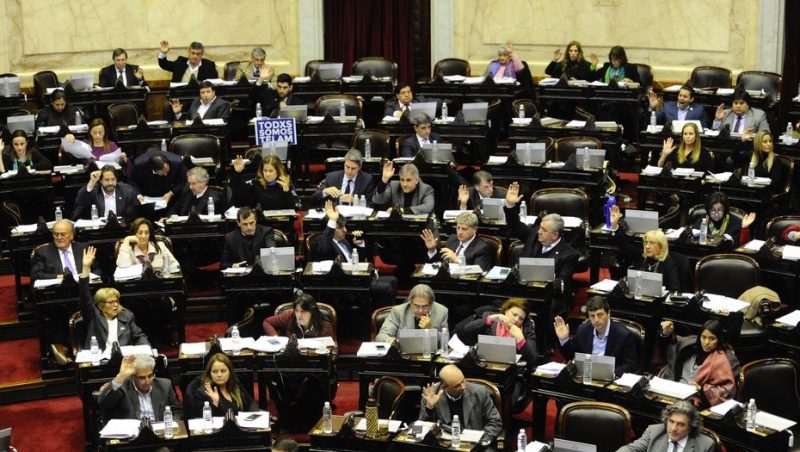Diputados: la oposición se une y busca derogar la polémica suba del gas