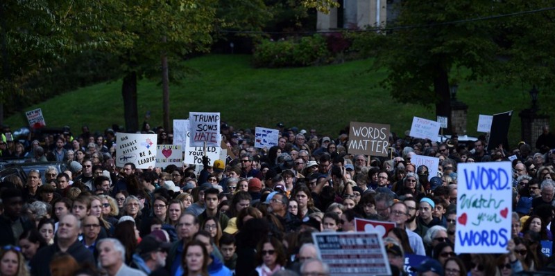 Protestas en Pittsburgh contra la visita de Donald Trump a la sinagoga atacada