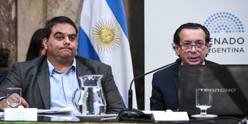 Jorge Triaca se va del Gobierno para favorecer las gestiones con los gremios