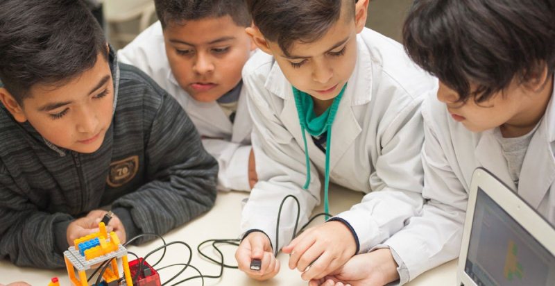 El Gobierno presentó un plan tecnológico para potenciar la educación de los jóvenes de cara a los trabajos del futuro