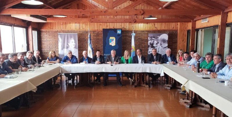 Hugo Moyano, Felipe Solá, Héctor Daer y Ricardo Pignanelli se sumaron formalmente al PJ