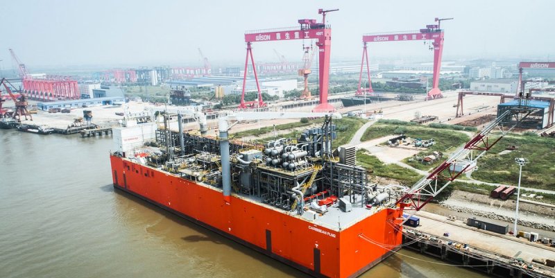 YPF operará uno de los tres barcos que hay en el mundo para procesar y exportar gas licuado