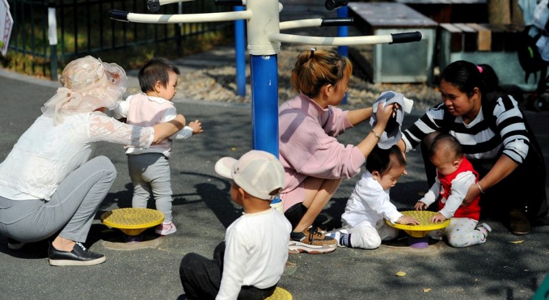 Campos de entrenamiento en China para que los chicos recuperen su masculinidad