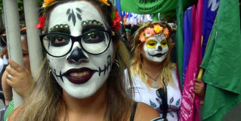 Marcharon en contra de la violencia hacia la mujer