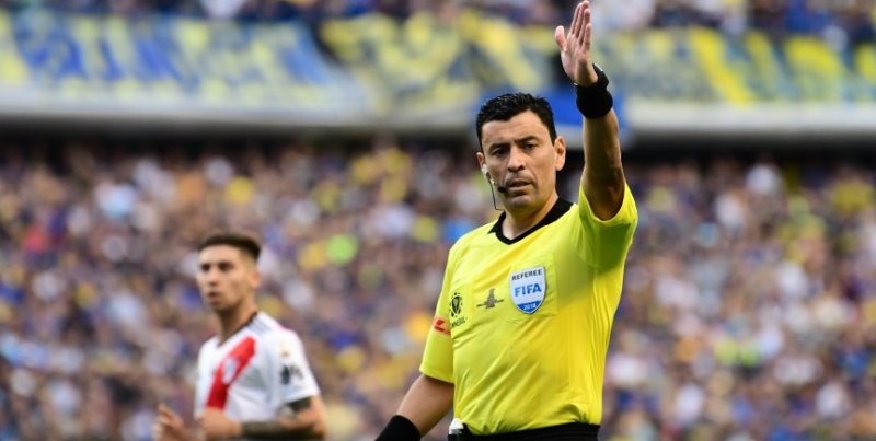 Roberto Tobar, sobre la superfinal de la Copa Libertadores: “Es muy difícil que pueda dirigir el 24”